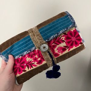 LADT CHANCE Noonday Collection Jewelry Roll